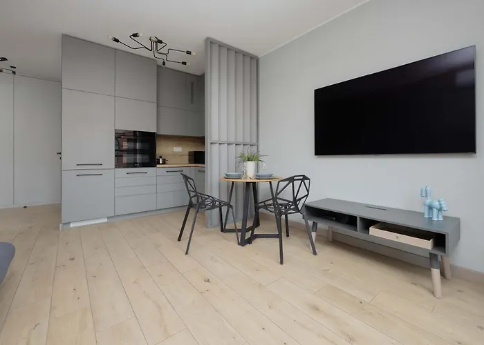 Lejlighed Metro Wola With Parking & Ac Next To Rising Museum By Renters *