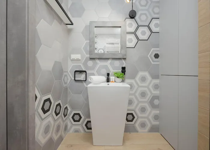 Metro Wola With Parking & Ac Next To Rising Museum By Renters Lejlighed *